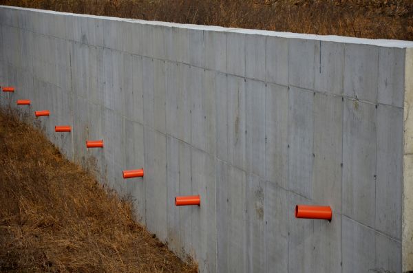 Cost of Retaining Wall Drainage in Fort Smith